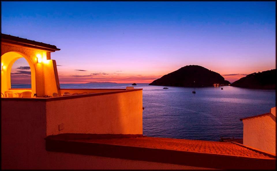 Hotel Scoglio Bianco Portoferraio Ngoại thất bức ảnh