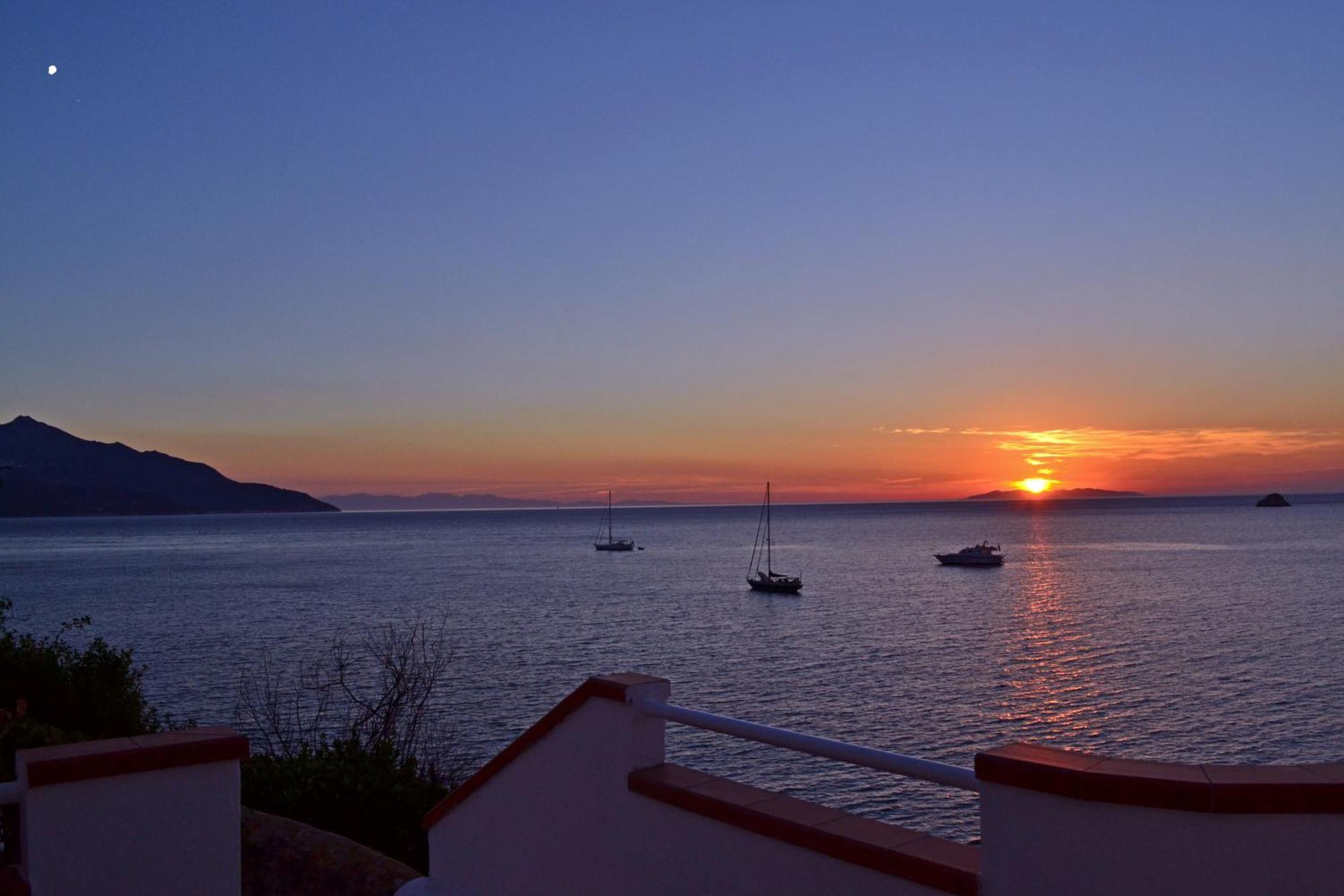 Hotel Scoglio Bianco Portoferraio Ngoại thất bức ảnh